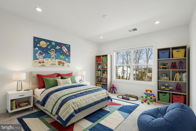 25000 FALLING BROOK CIR, Aldie, VA 20105