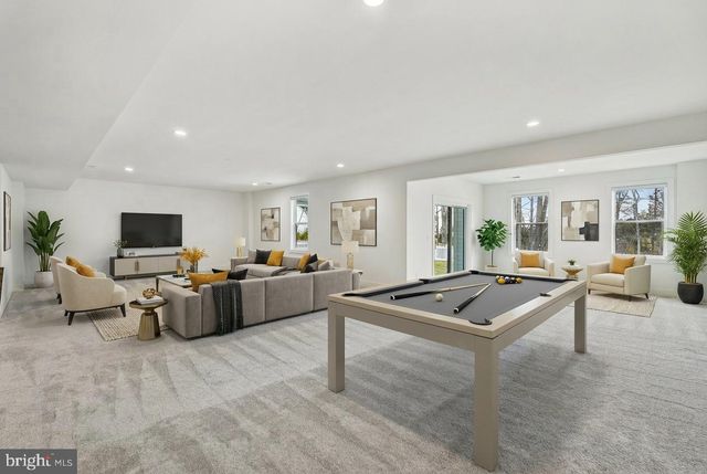 25000 FALLING BROOK CIR, Aldie, VA 20105