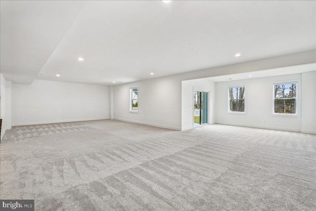 25000 FALLING BROOK CIR, Aldie, VA 20105