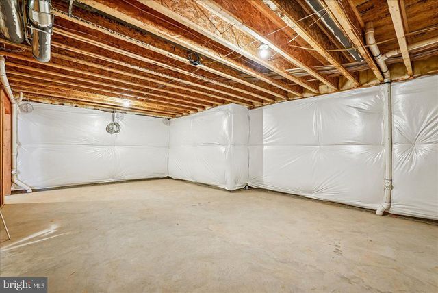 25000 FALLING BROOK CIR, Aldie, VA 20105