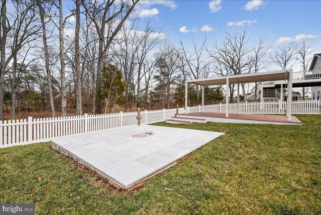 25000 FALLING BROOK CIR, Aldie, VA 20105