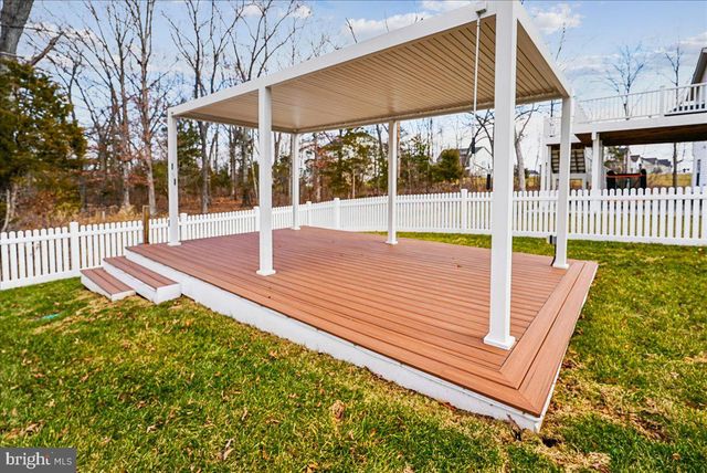 25000 FALLING BROOK CIR, Aldie, VA 20105