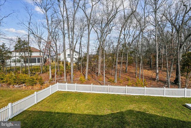 25000 FALLING BROOK CIR, Aldie, VA 20105