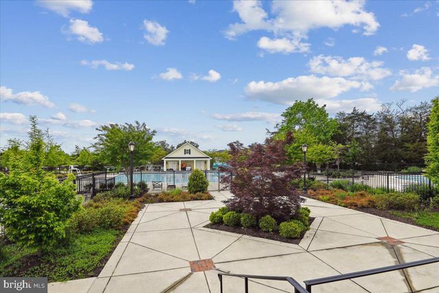 25000 FALLING BROOK CIR, Aldie, VA 20105