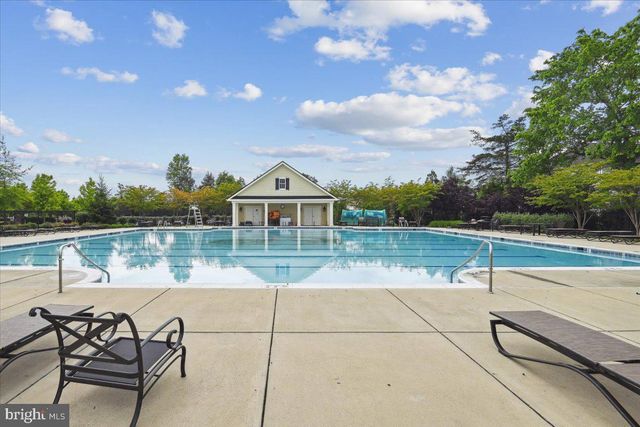 25000 FALLING BROOK CIR, Aldie, VA 20105