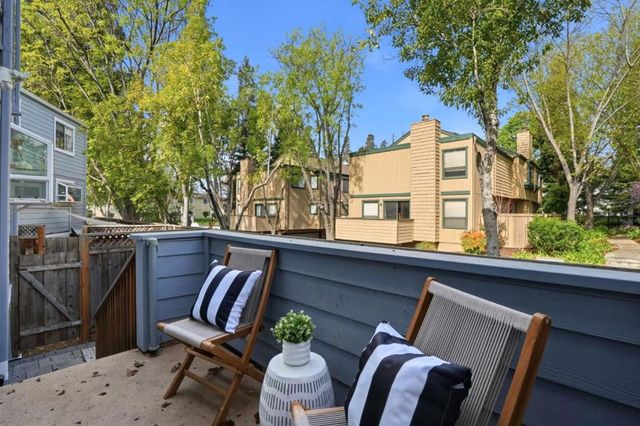 402 Union Avenue A, Campbell, CA 95008