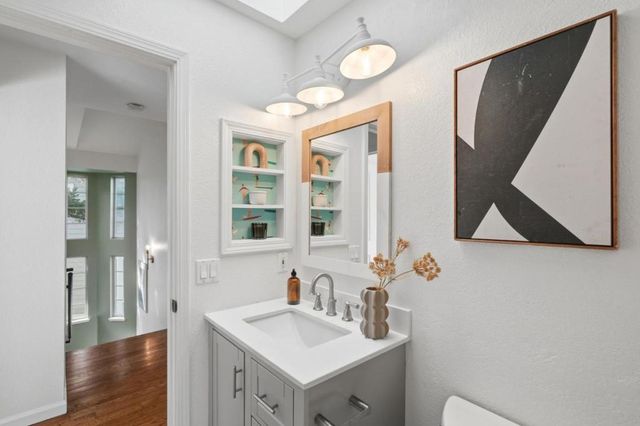 402 Union Avenue A, Campbell, CA 95008