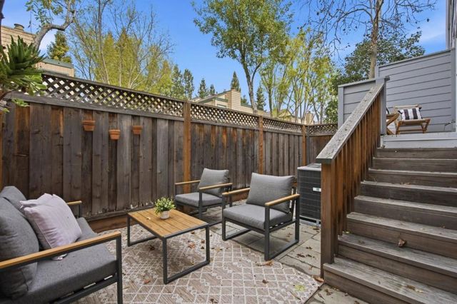 402 Union Avenue A, Campbell, CA 95008