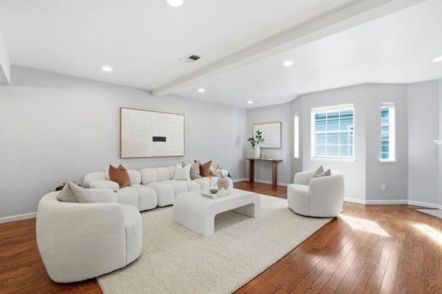 402 Union Avenue A, Campbell, CA 95008