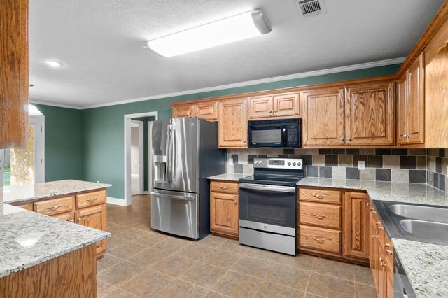 2109 Daniel Drive, Searcy, AR 72143