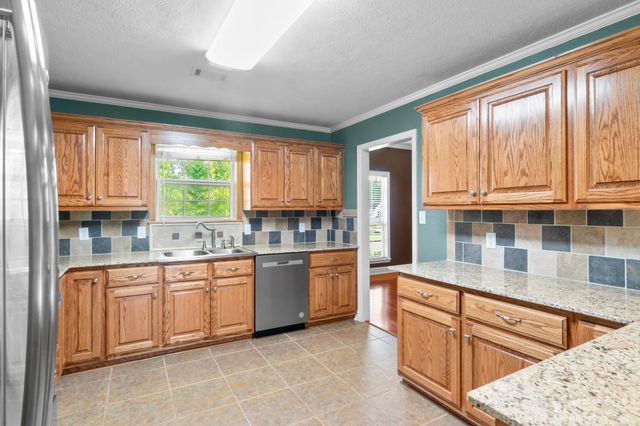 2109 Daniel Drive, Searcy, AR 72143