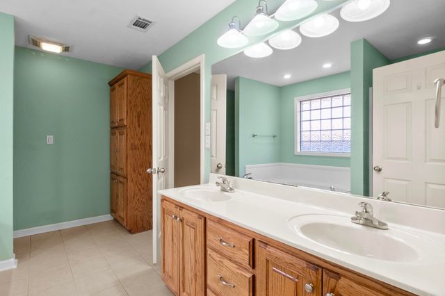 2109 Daniel Drive, Searcy, AR 72143