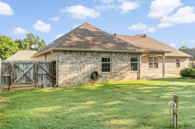2109 Daniel Drive, Searcy, AR 72143
