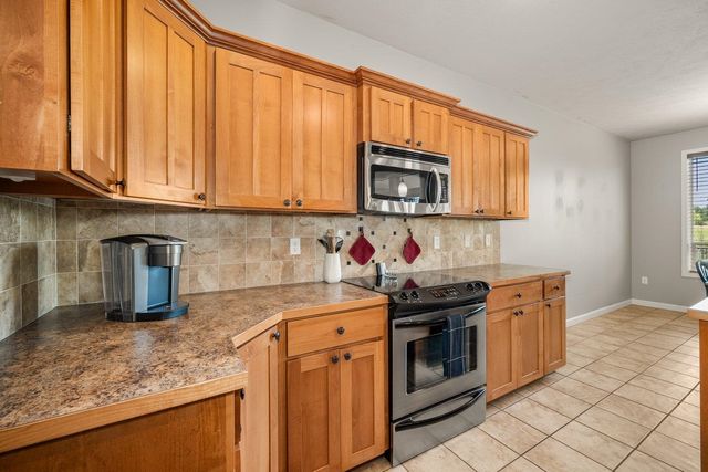 9901 W January Dr, Cheney, WA 99004