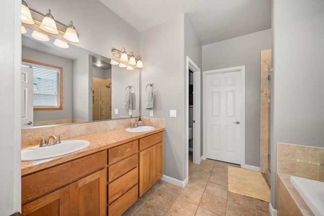 9901 W January Dr, Cheney, WA 99004
