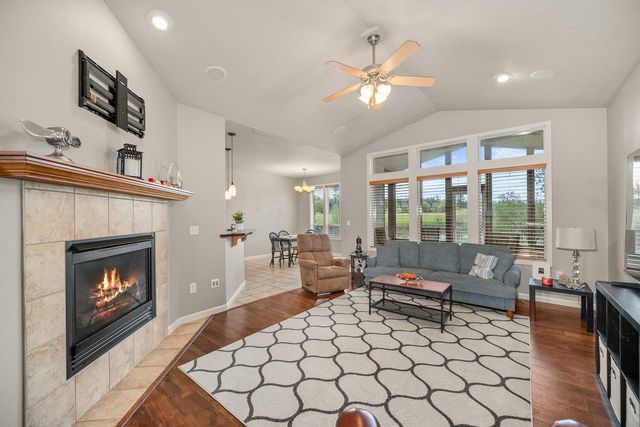 9901 W January Dr, Cheney, WA 99004