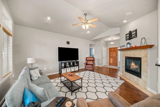 9901 W January Dr, Cheney, WA 99004