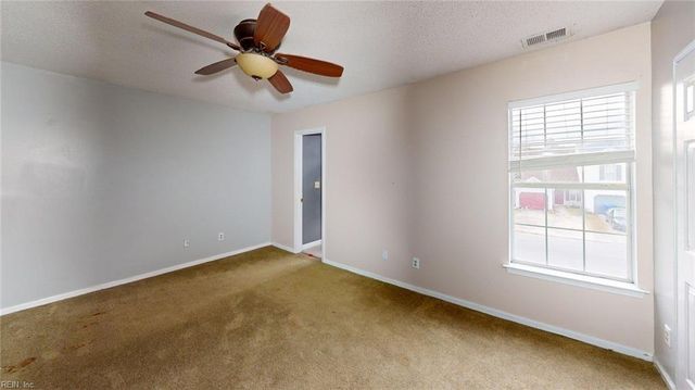 134 Wexford DR E, Suffolk, VA 23434