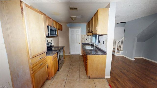 134 Wexford DR E, Suffolk, VA 23434