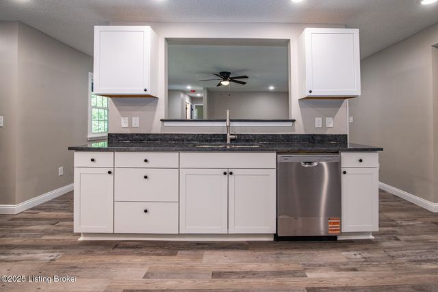 230 Ghen Rd, Brandenburg, KY 40108