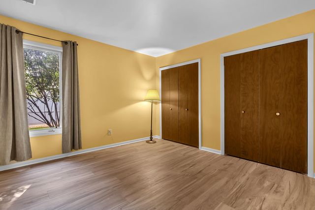 8745 Janeway Court J3, Munster, IN 46321