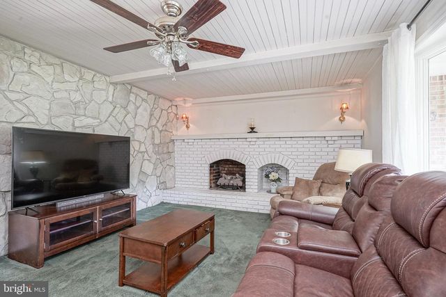 142 MAIN RD, Hammonton, NJ 08037