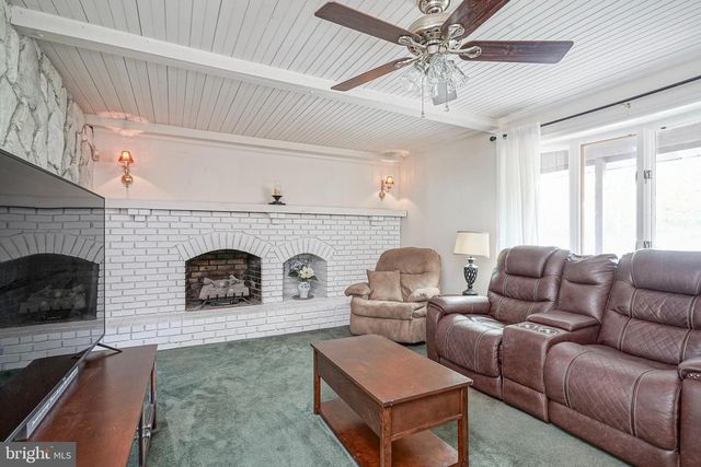 142 MAIN RD, Hammonton, NJ 08037