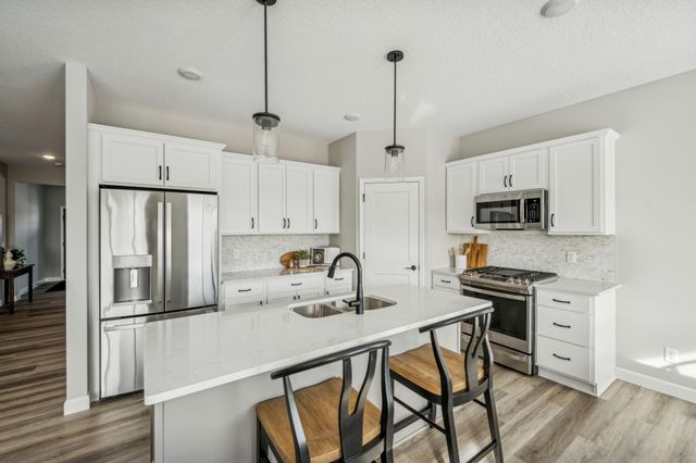 4611 89th Street NE, Monticello, MN 55362