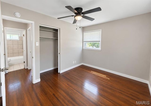 452 Shepley Drive, St Louis, MO 63137