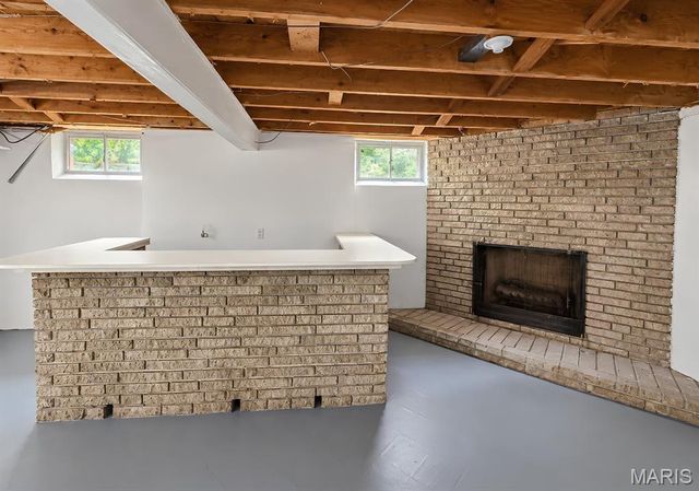 452 Shepley Drive, St Louis, MO 63137