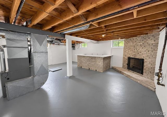 452 Shepley Drive, St Louis, MO 63137