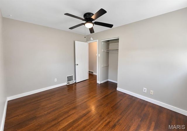 452 Shepley Drive, St Louis, MO 63137