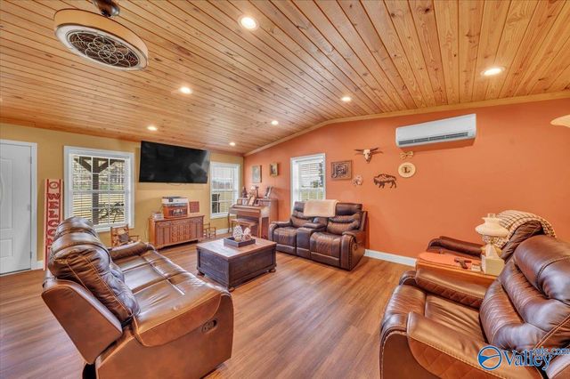 65 County Road 340, Geraldine, AL 35974