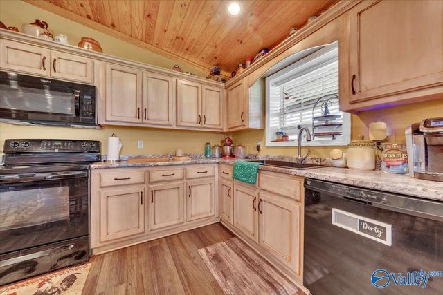 65 County Road 340, Geraldine, AL 35974