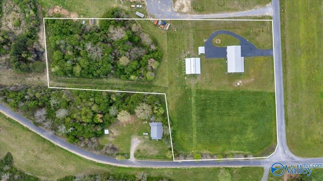 65 County Road 340, Geraldine, AL 35974