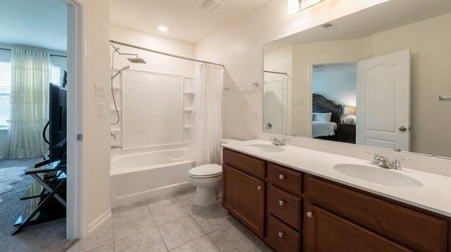 308 Los Cobos LN, Georgetown, TX 78626