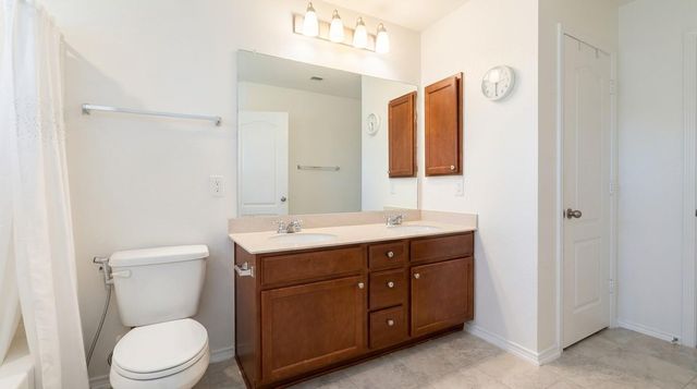 308 Los Cobos LN, Georgetown, TX 78626