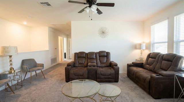 308 Los Cobos LN, Georgetown, TX 78626