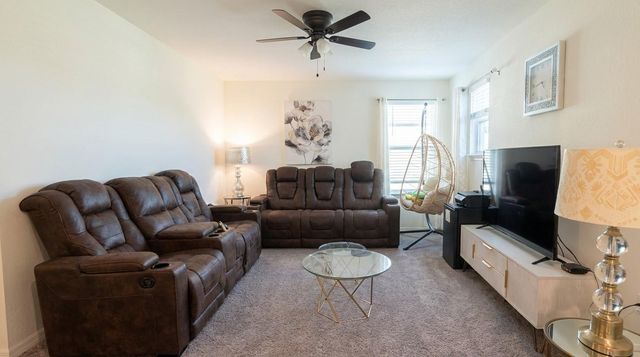 308 Los Cobos LN, Georgetown, TX 78626