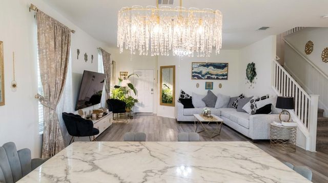 308 Los Cobos LN, Georgetown, TX 78626