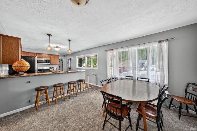 1255 Ebeling Drive, South Bend, IN 46615