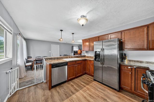 1255 Ebeling Drive, South Bend, IN 46615