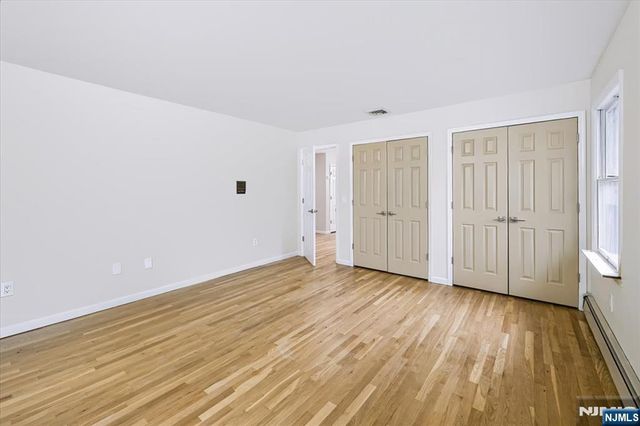 156 River Road, New Milford, NJ 07646