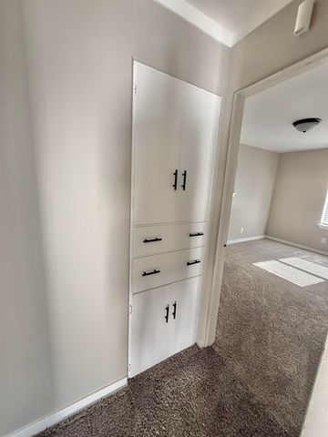 108 S Monroe Street, Bay City, MI 48708
