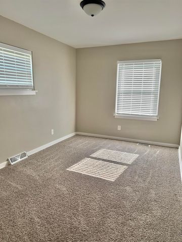 108 S Monroe Street, Bay City, MI 48708