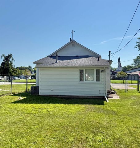 108 S Monroe Street, Bay City, MI 48708