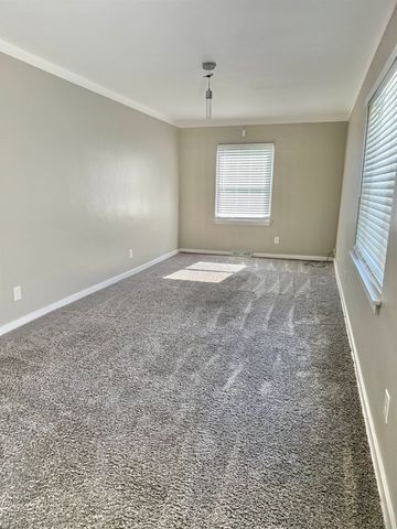 108 S Monroe Street, Bay City, MI 48708