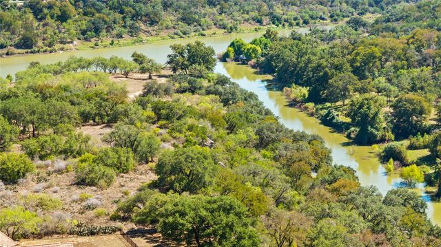 3212 Fall Creek Estates DR, Spicewood, TX 78669