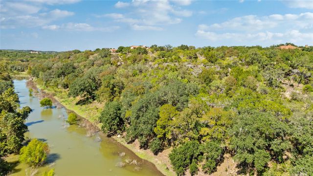 3212 Fall Creek Estates DR, Spicewood, TX 78669