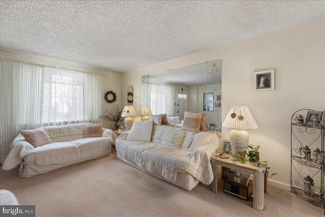 6621 WALKER ST, Philadelphia, PA 19135